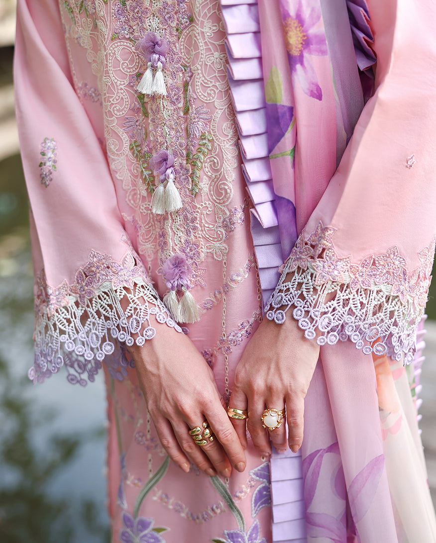 Mushq | The Secret Garden Lawn | Moonpetal, image 4