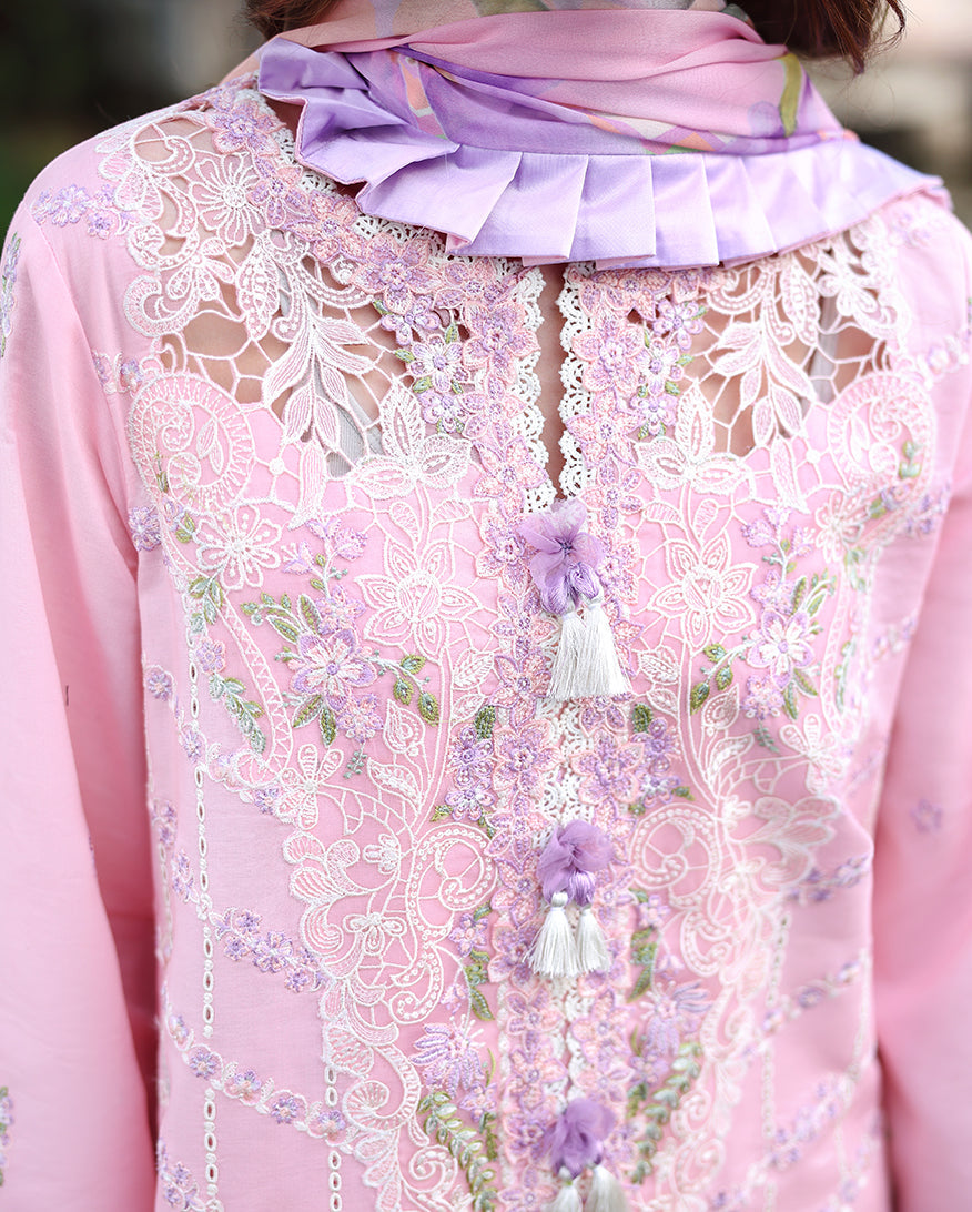 Mushq | The Secret Garden Lawn | Moonpetal, image 5