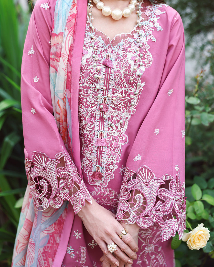 Mushq | The Secret Garden Lawn | Mystic Camellia, image 4