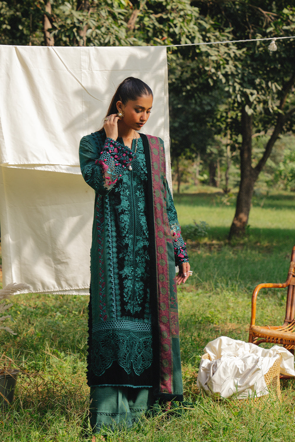Saira Rizwan | Winter 2024 | DEA-SRW24-01 -  Saira Rizwan Ladies Clothes - Original Designer Dress - House of Maryam