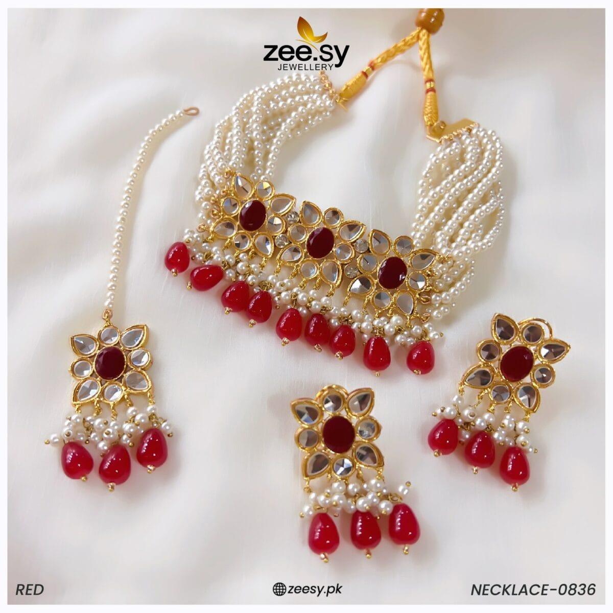 NECKLACE-0836