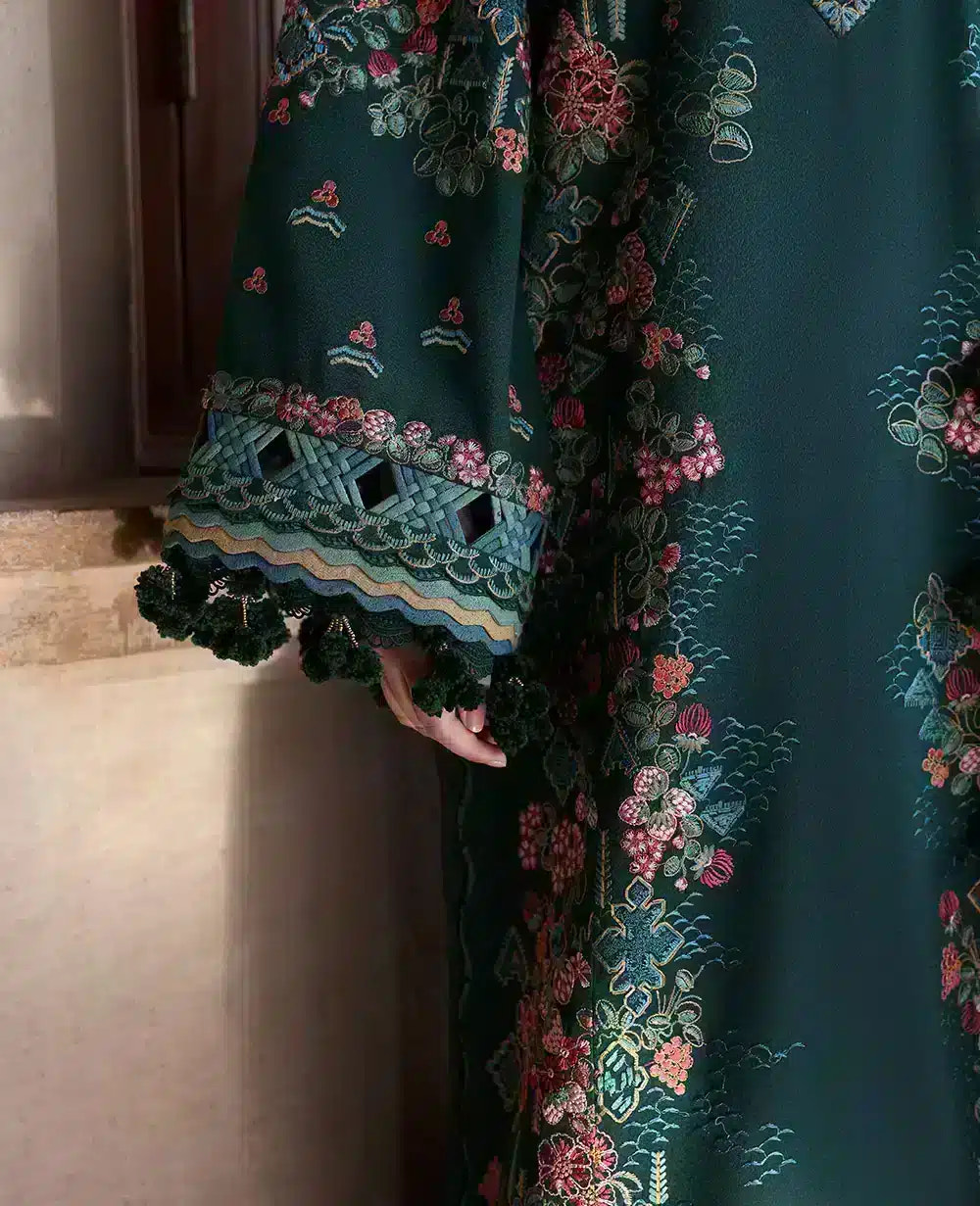 Republic Womenswear | Noemei Luxury Shawl 23 | NWU23-D6-B -  Republic Womenswear Luxury - Original Designer Dress - House of Maryam
