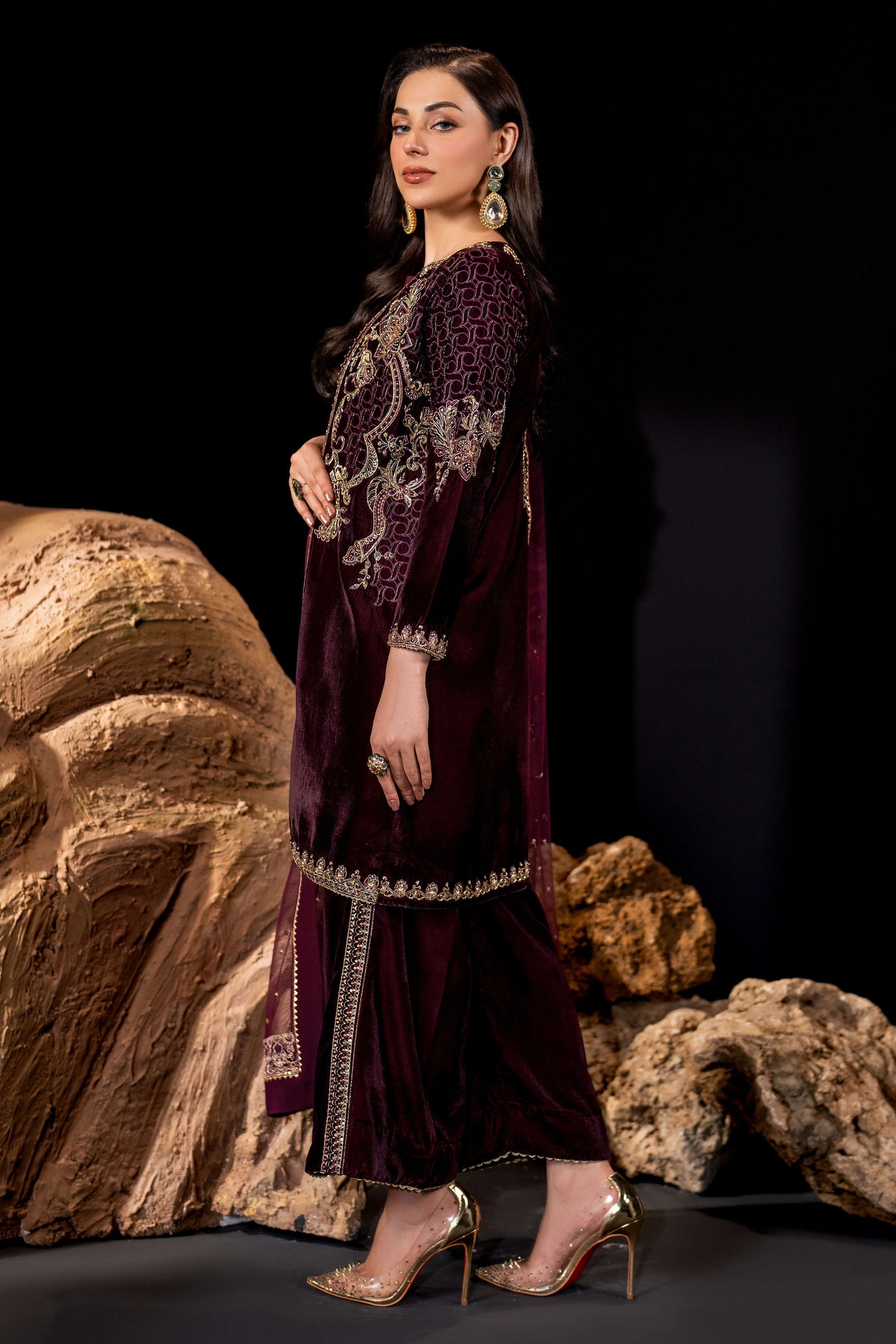 Naqshi | Makhmal Velvet 24 | Qandeel