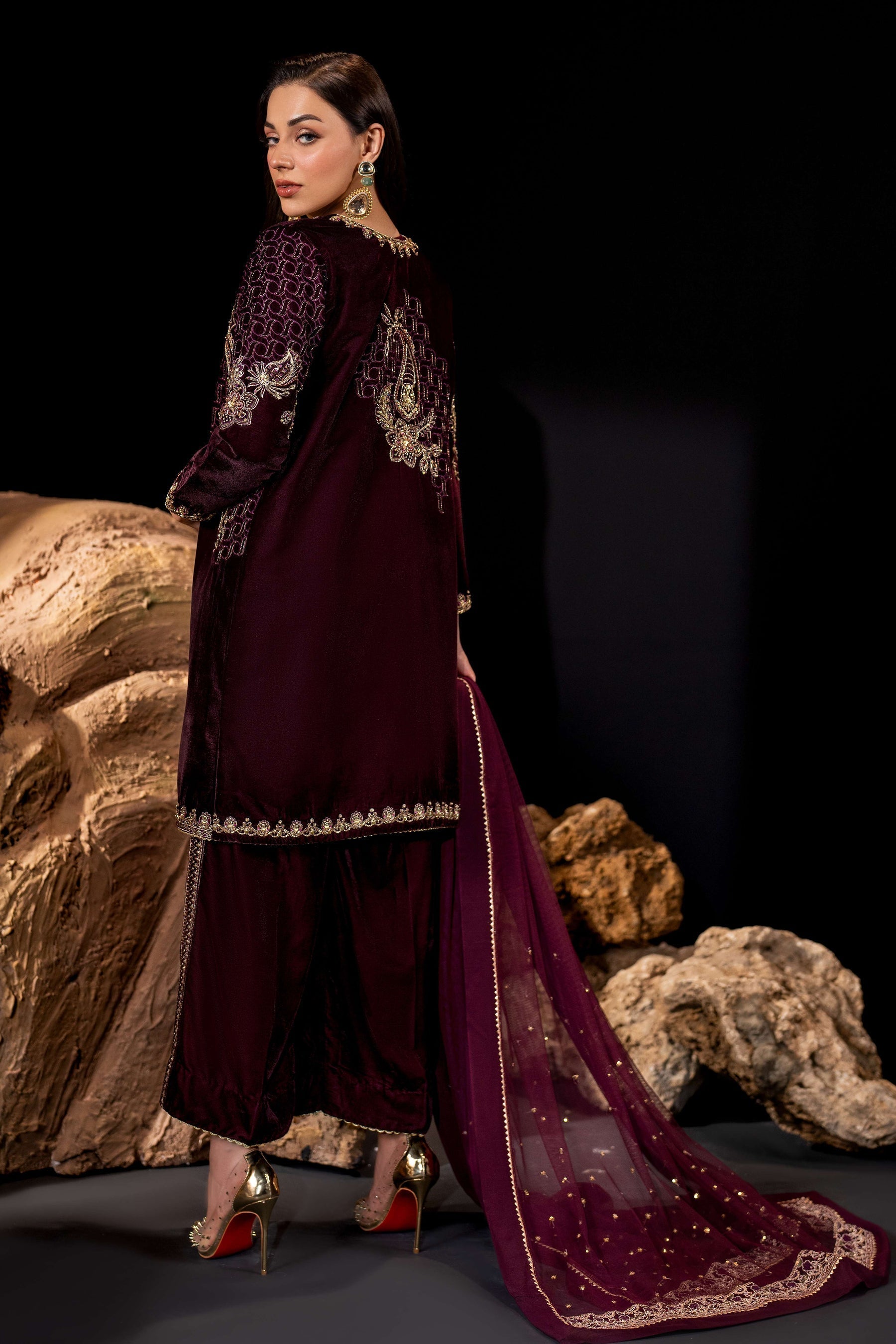 Naqshi | Makhmal Velvet 24 | Qandeel