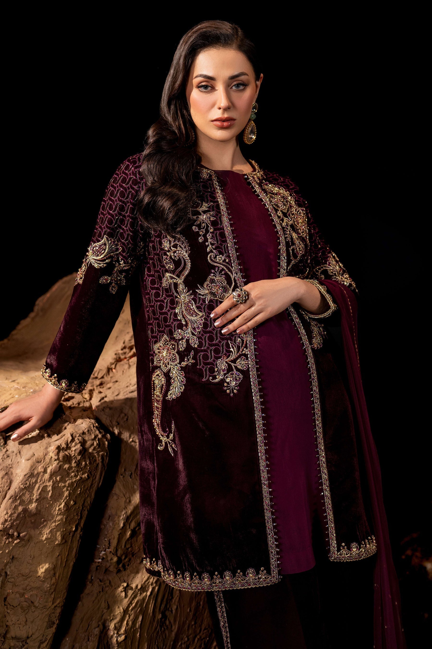 Naqshi | Makhmal Velvet 24 | Qandeel