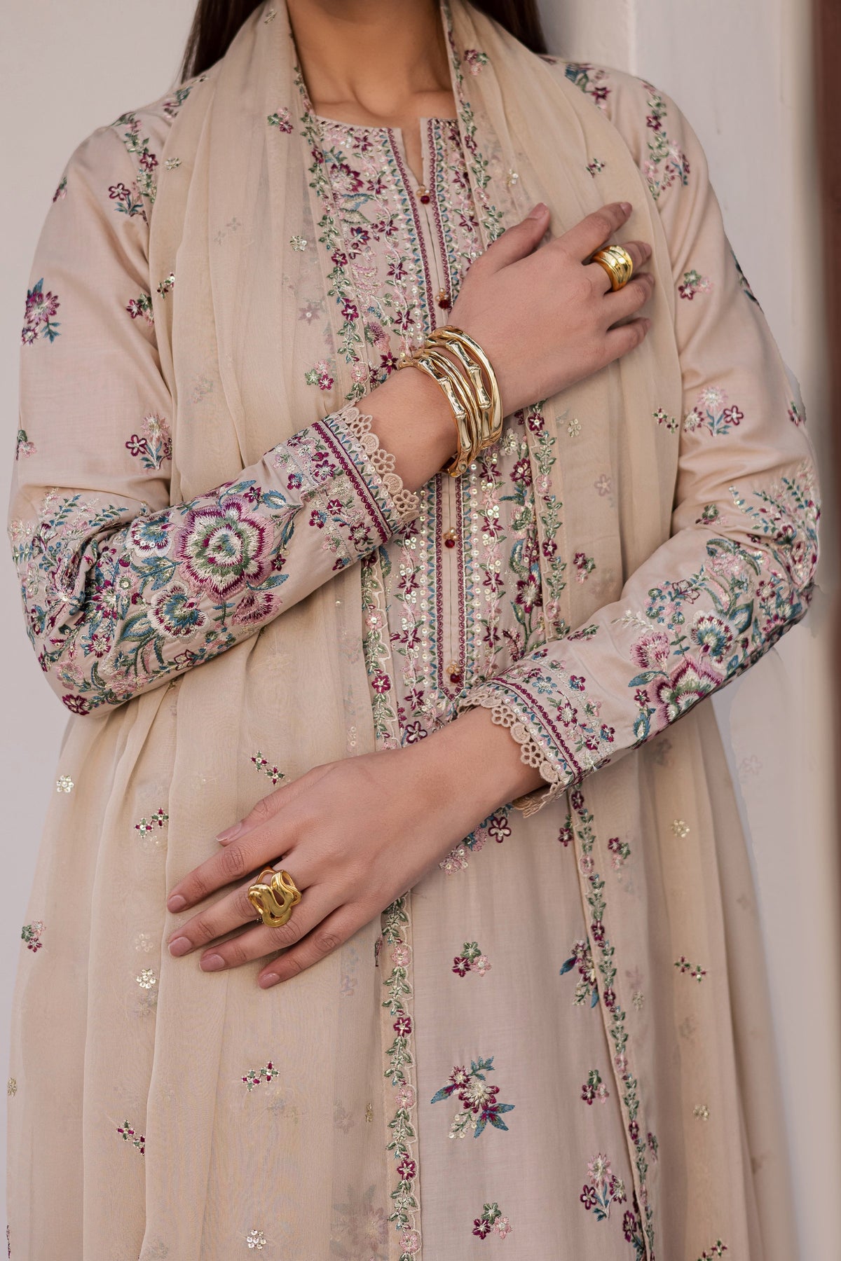 Batik | Feyre Luxury Lawn Eid Edit 26' | Nehar 3Pc-6