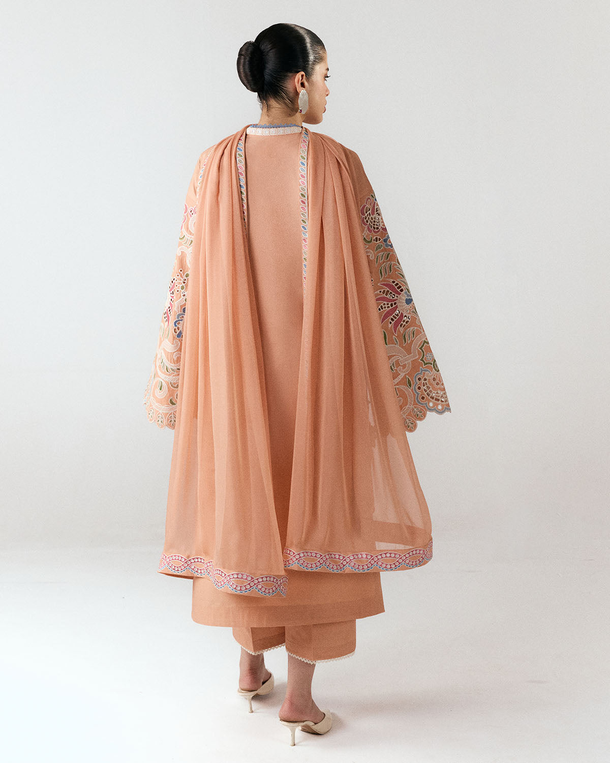 Jugnu | SS 26 Lawn | Nila-2