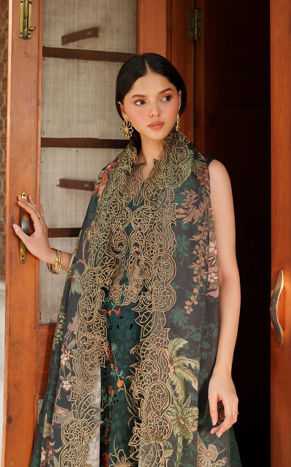 Asifa and Nabeel | Pashmina Luxe 25 |Nora LWC25-01-4