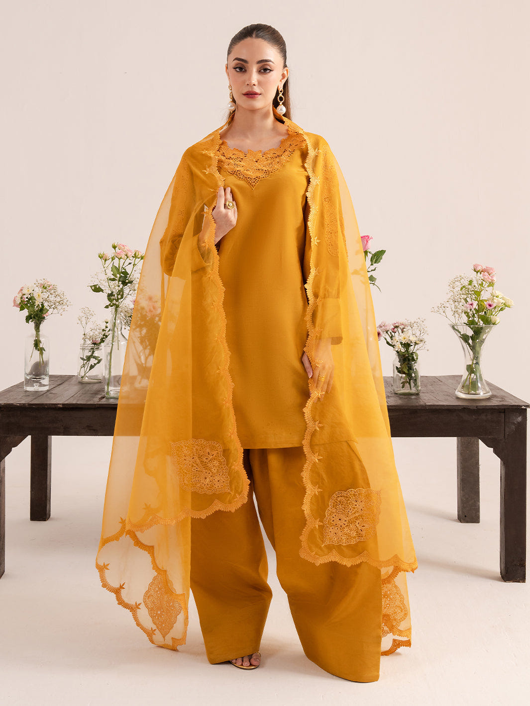 Izel | The Silk Chapter | Ochre