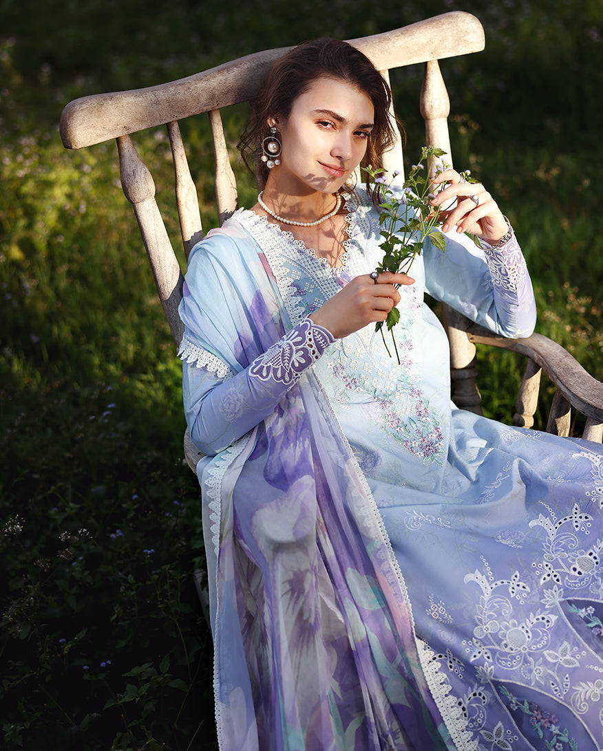 Mushq | Solace Ombre Chikankari | Ombre Whisper, image 3