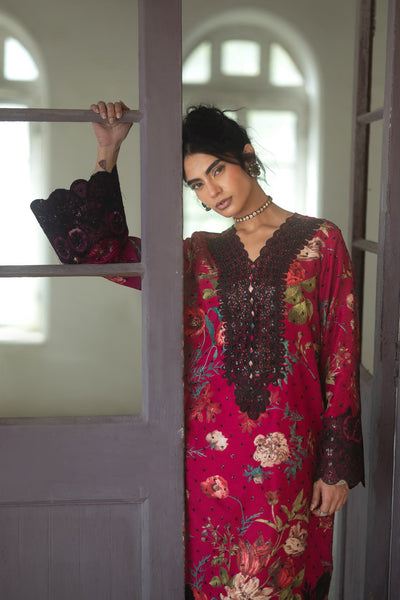Zainab Chottani | Summer Edition 26 | Orchid Noir Kaftan