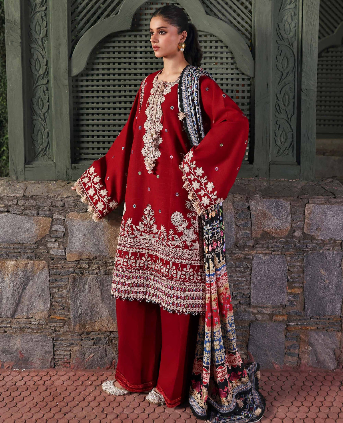 Republic Womenswear | Amaris Luxury Shawl 25 | Orlena-3