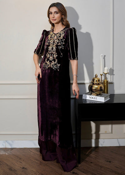 Mahum Asad | Voila Velvets | Jade -  Mahum Asad Ladies Clothes - Original Designer Dress - House of Maryam