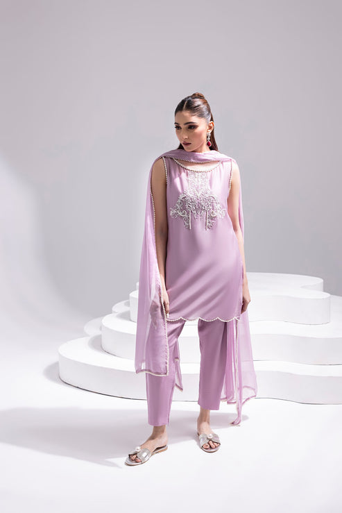 Amani | Aira Festive Wear | ZEEN – Hand Embellished Short Shirt with Slim Fit Shalwar & Chiffon Dupatta