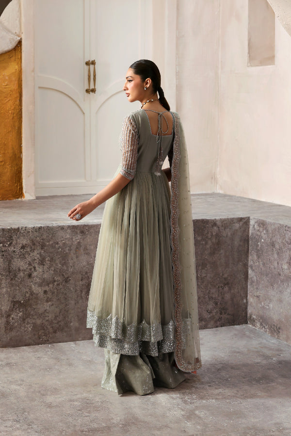 Vanya | Revuse Wedding Formals | RV-04, image 2