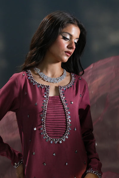 Amave | Oro Luxury Wear | AM-09
