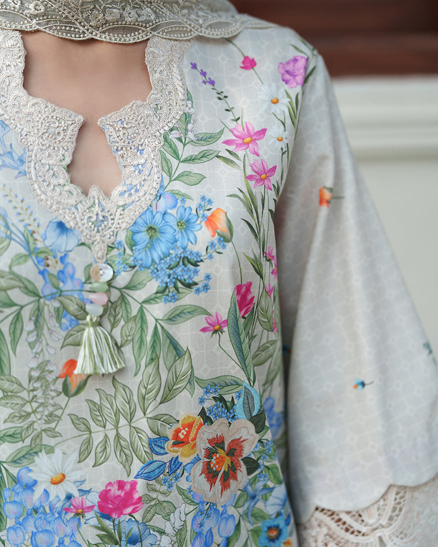 Roheenaz | Whispered Florals | Pale Peony, image 5