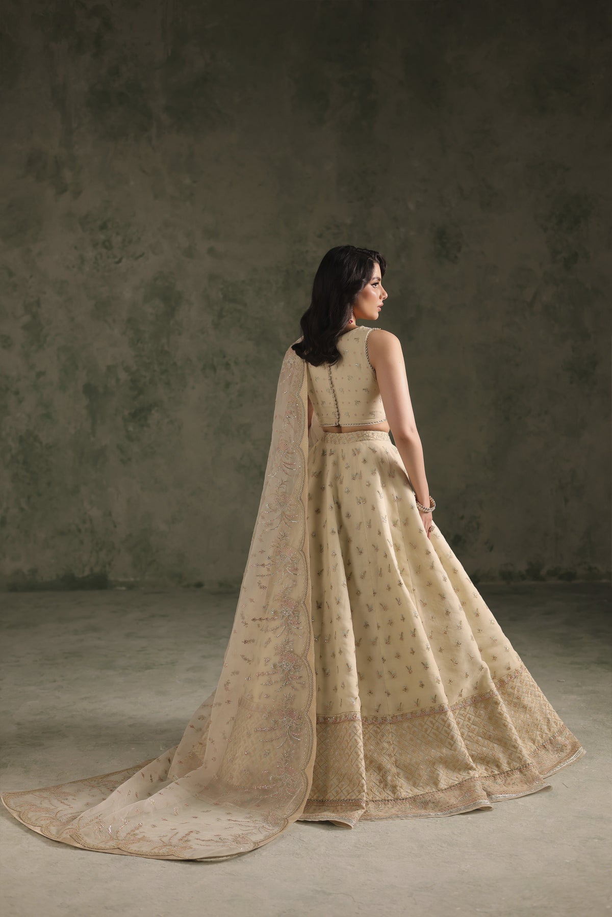 Imran Ramzan | Esmeree Wedding Formals |Pavone d’Ivoire, image 2