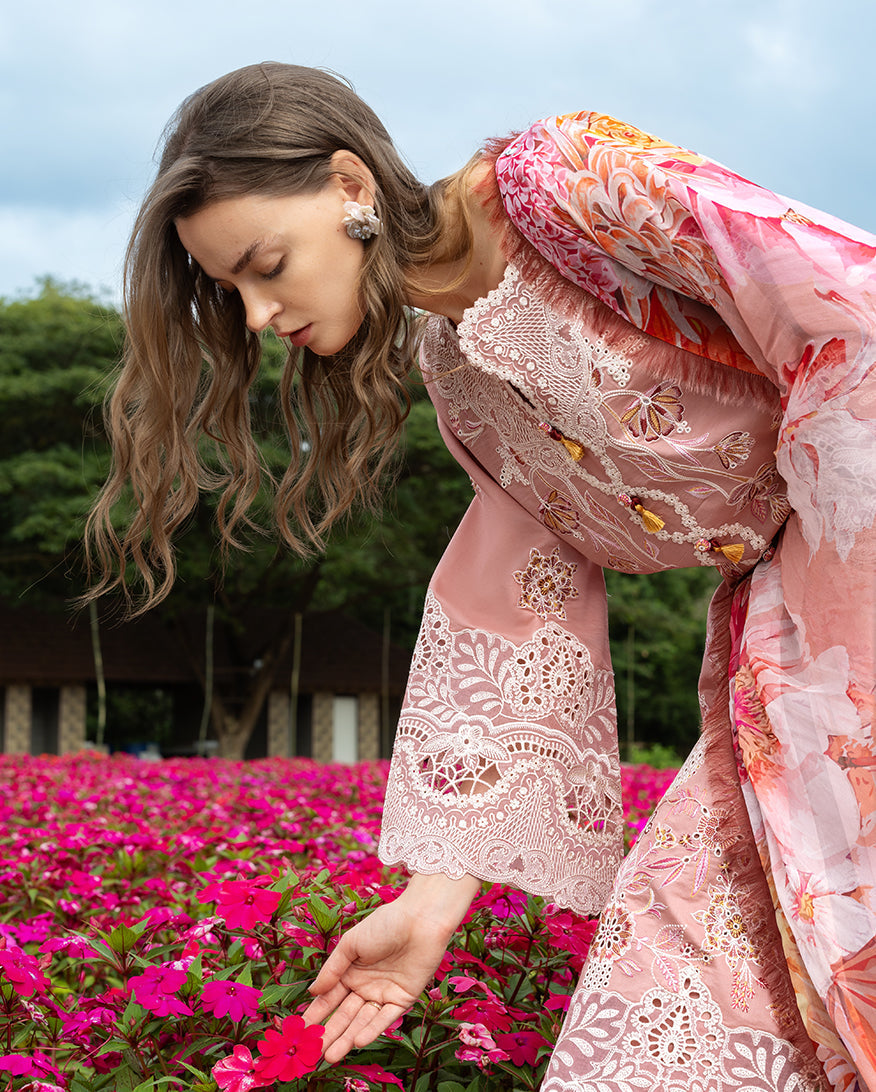 Mushq | The Secret Garden Lawn | Peach Blossom-4