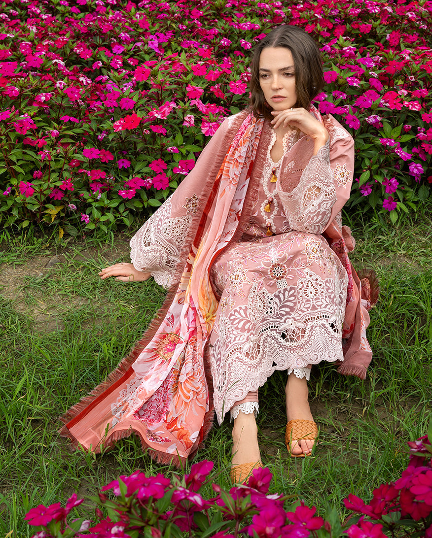 Mushq | The Secret Garden Lawn | Peach Blossom, image 6