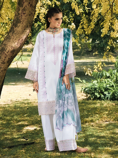 Hemstitch | The Garden Lawn | Pearl Petal