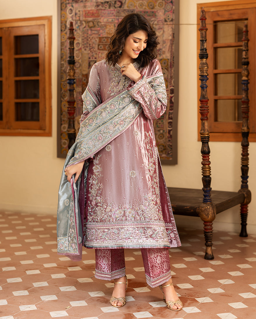 Mushq | Sunehri Lama Silk | Periwesh, image 4