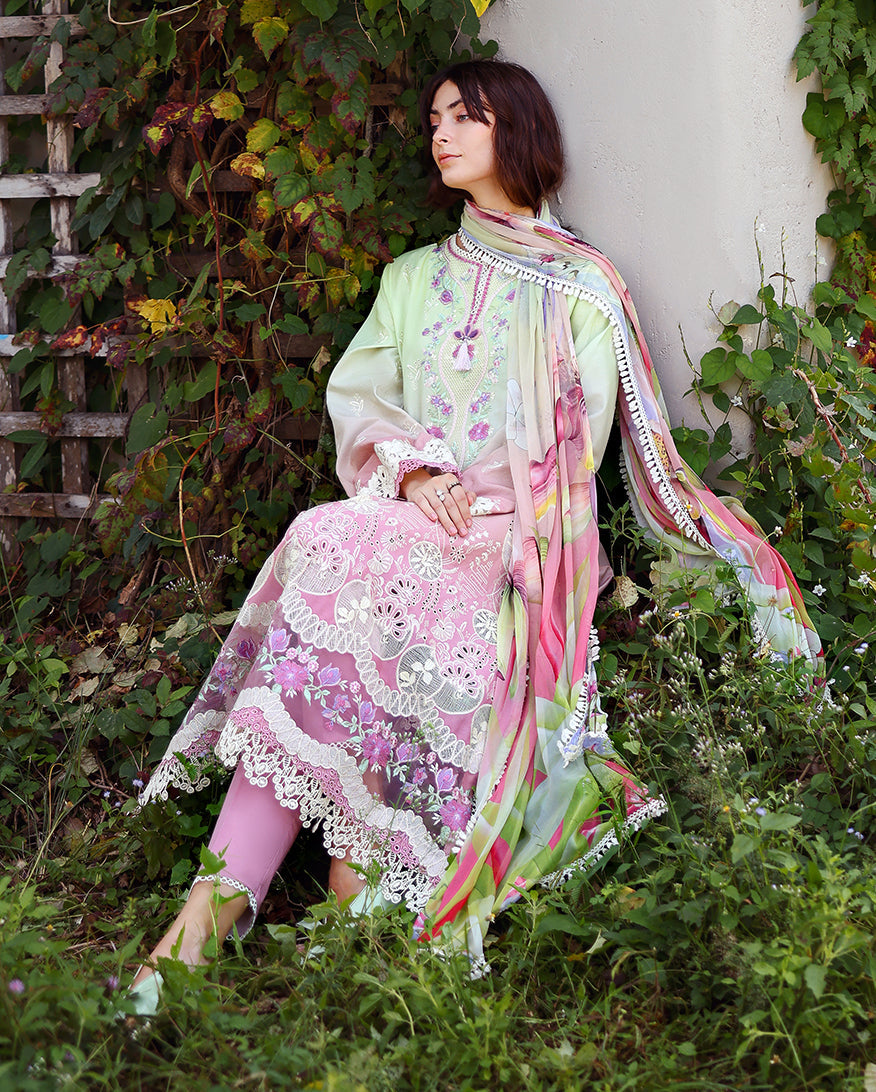Mushq | Solace Ombre Chikankari | Petal Pull, image 5