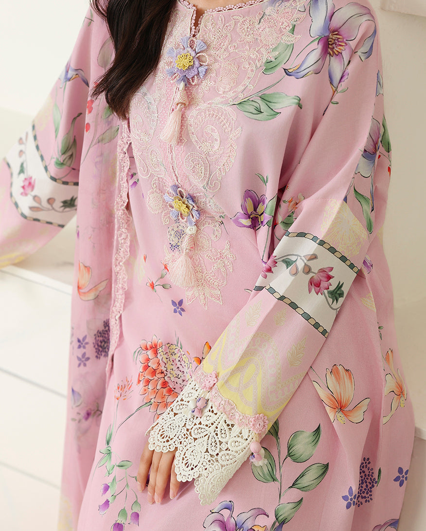 Roheenaz | Petals in Print | Pink Veil-3