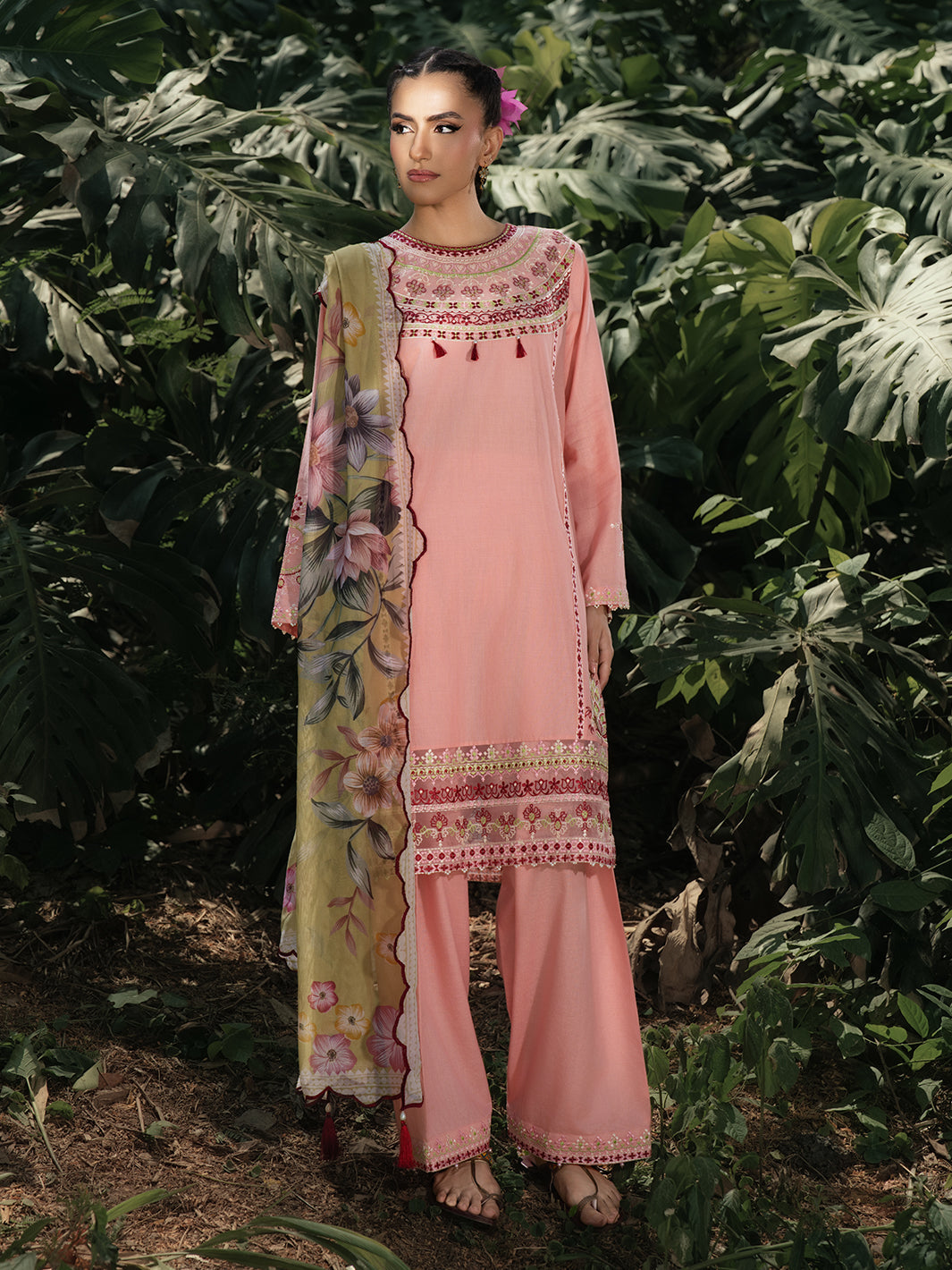 Hemstitch | The Garden Lawn | Pinky Peony-7