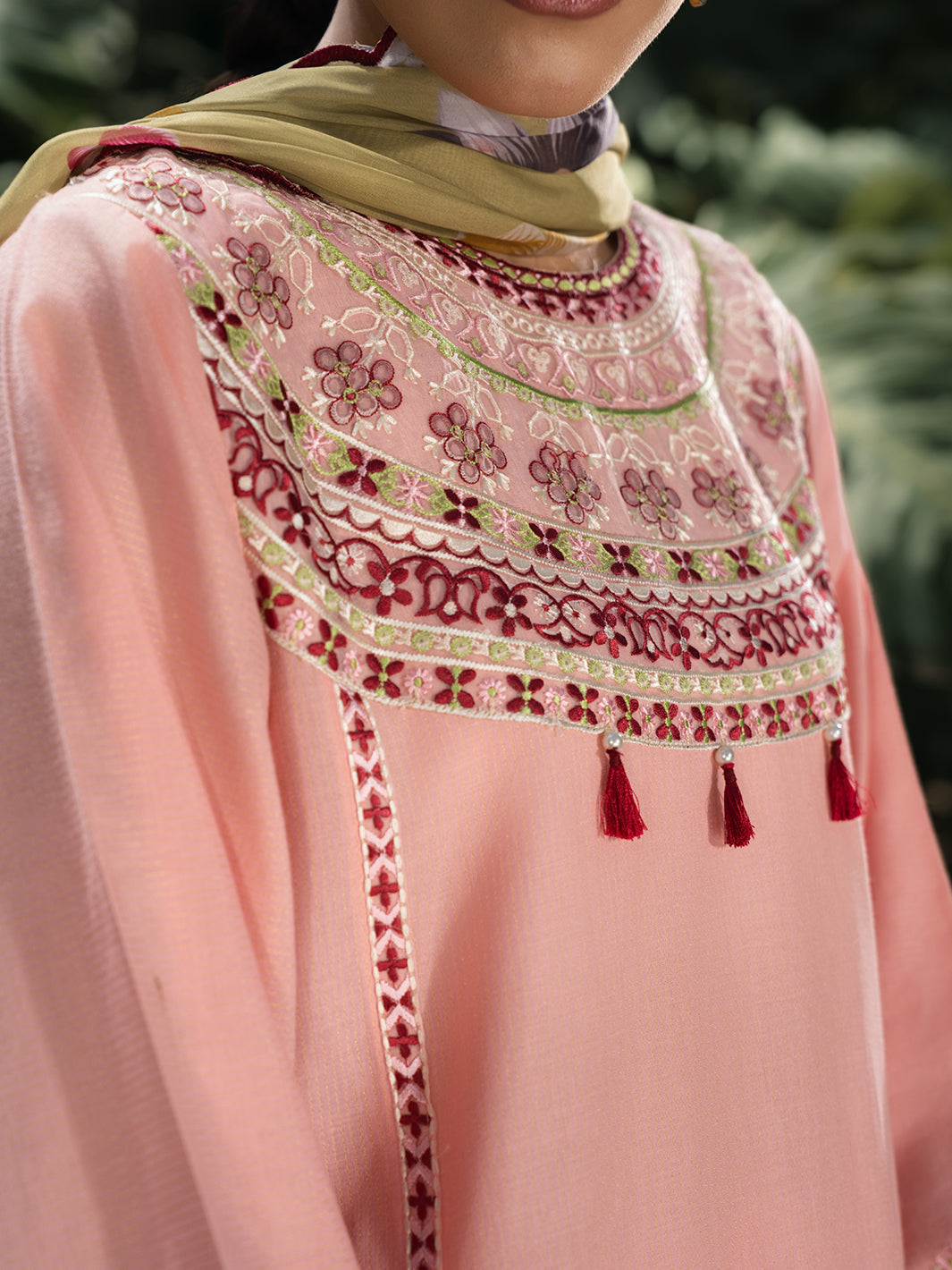 Hemstitch | The Garden Lawn | Pinky Peony-4