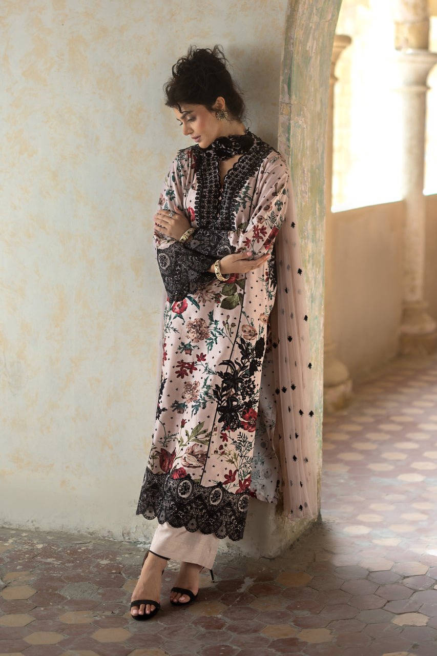 Zainab Chottani | Summer Edition 26 | Powder Serene, image 5