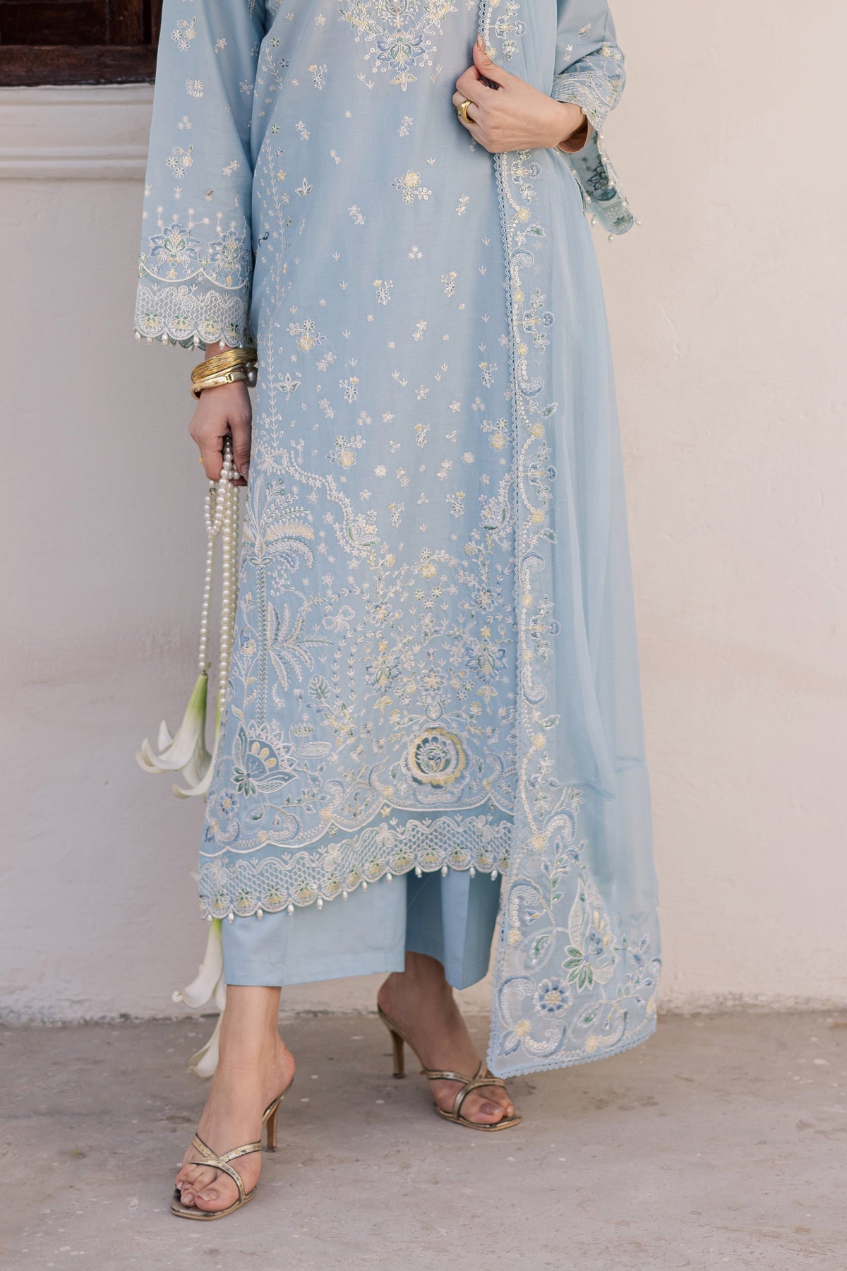 Batik | Feyre Luxury Lawn Eid Edit 26' | Prague 3Pc-7
