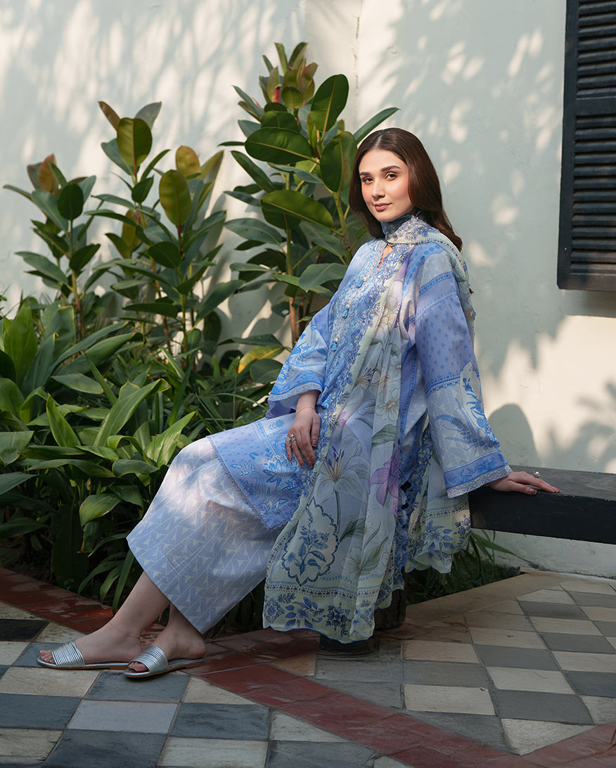 Roheenaz | Whispered Florals | Quiet Meadow, image 5