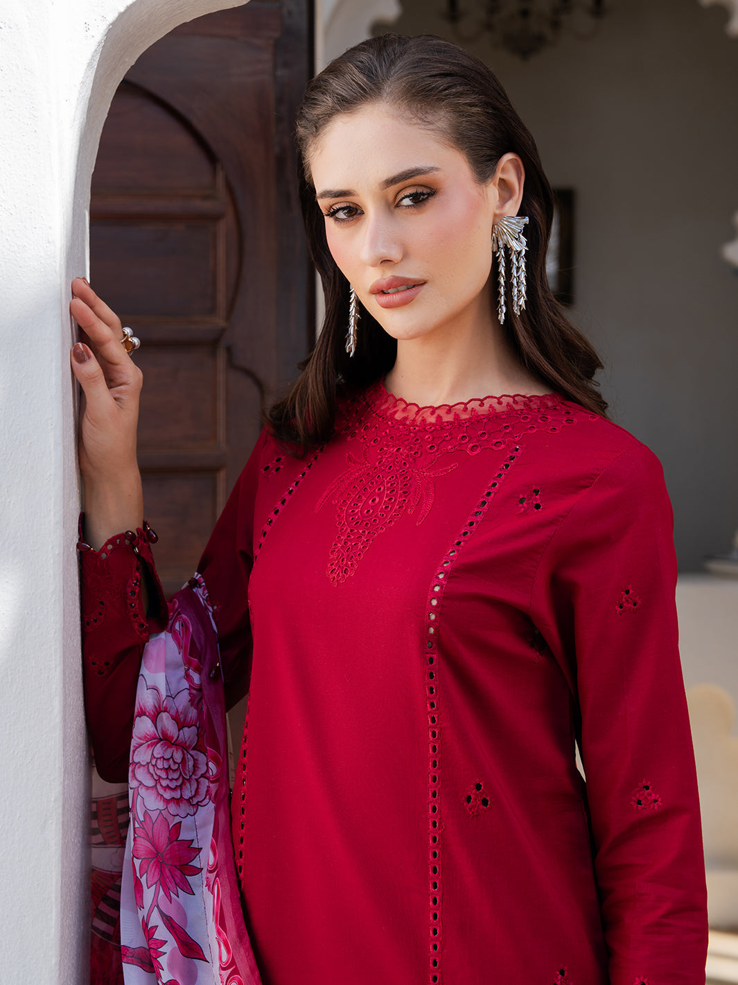 Izel | Dareen Luxury Lawn 26 | Rangrez-3