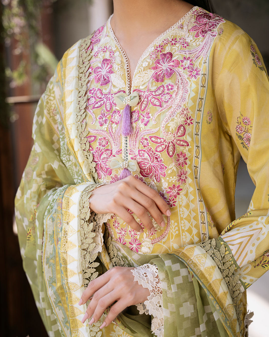 Roheenaz | Flora Printed Lawn | Mystique -  Roheenaz Luxury -  House of Maryam