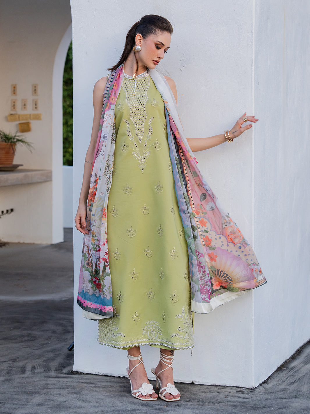Izel | Dareen Luxury Lawn 26 | Ruhaab