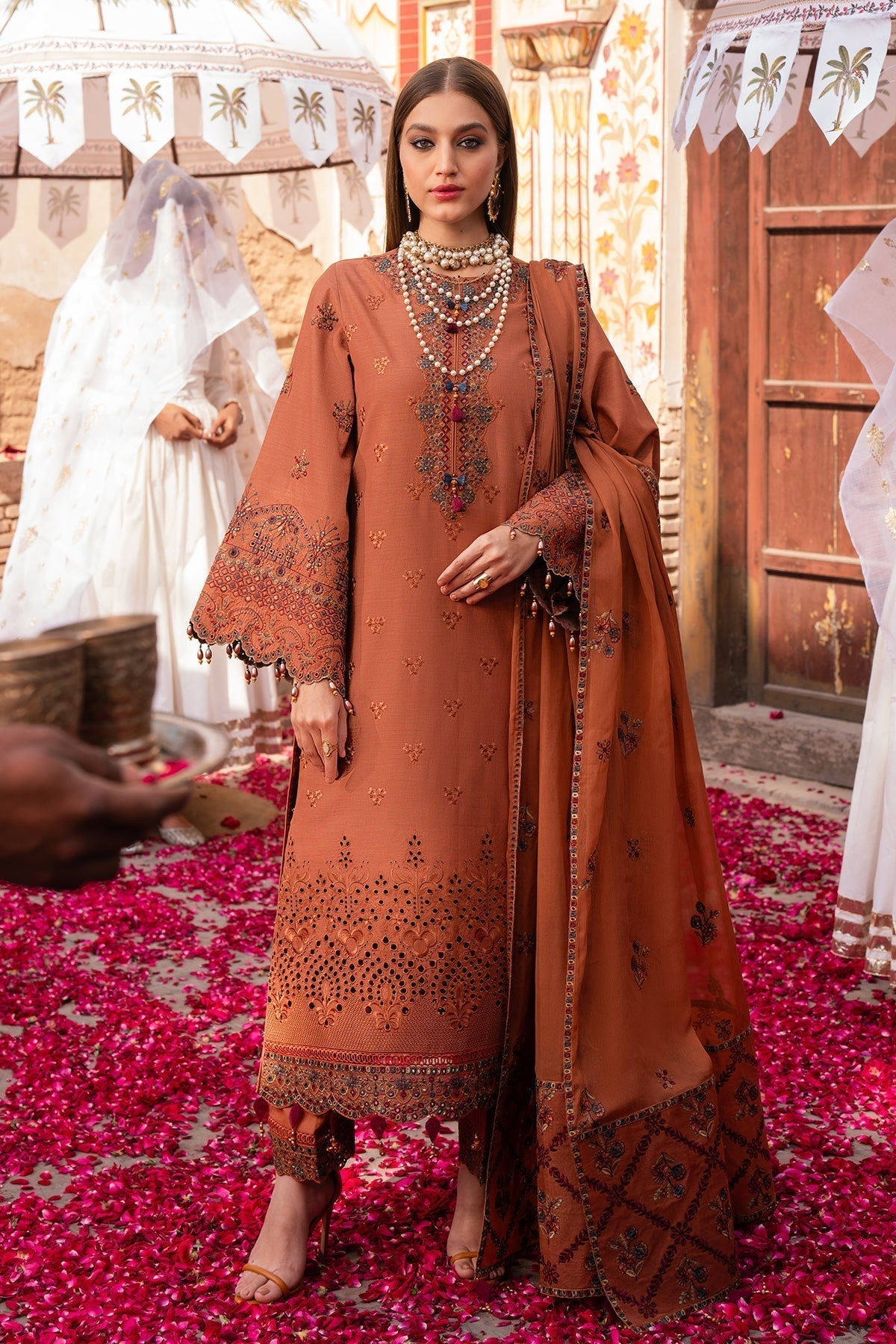 Alizeh | Rawayat Luxury Lawn 24 | Manat -  Alizeh Luxury - Original Designer Dress - House of Maryam