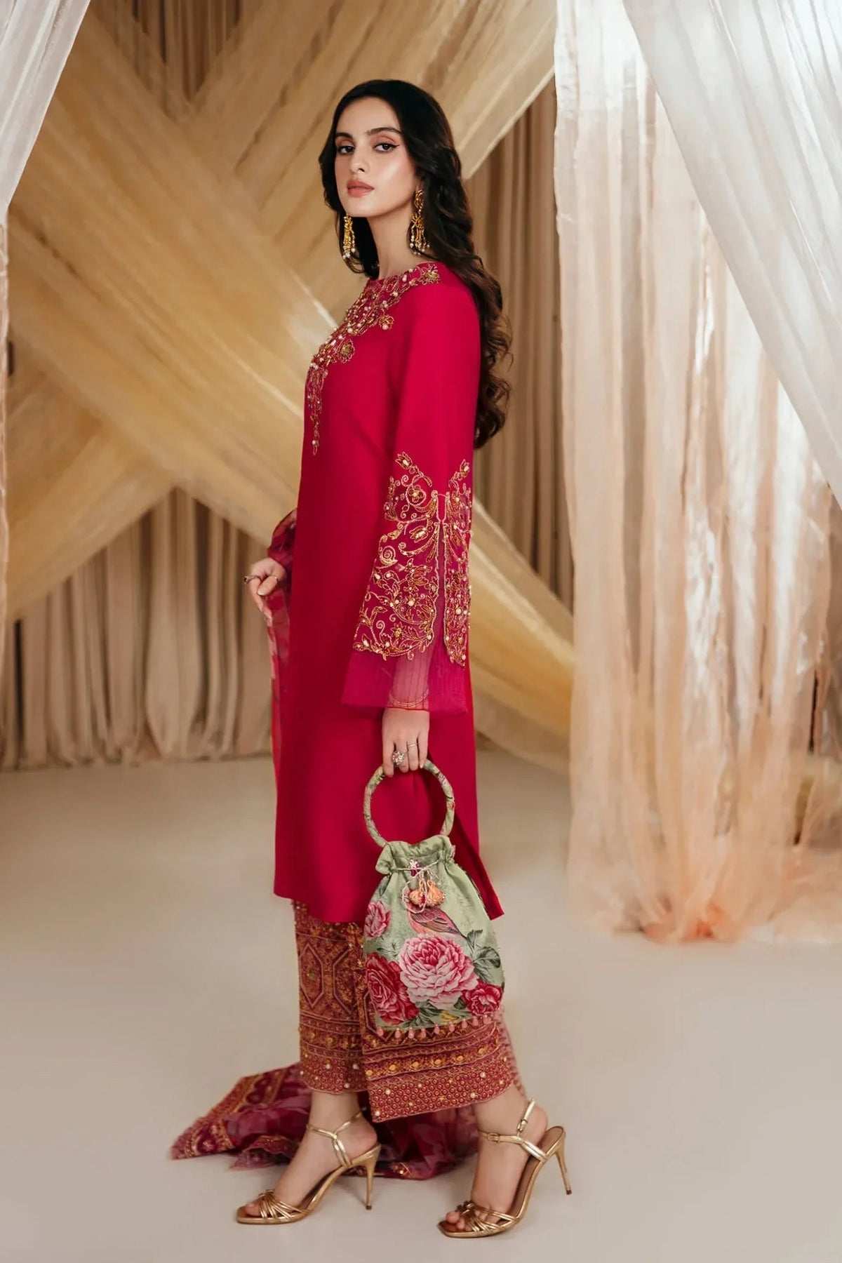 Musferah Saad | Mystere Formals | Radiant Bloom-5