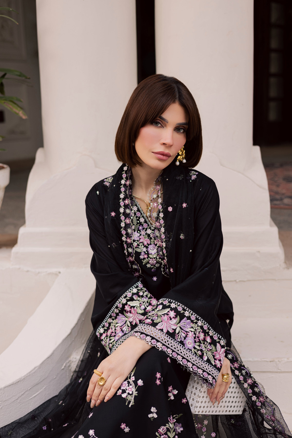 Batik | Feyre Luxury Lawn Eid Edit 26' | Raeqa 3Pc, image 6