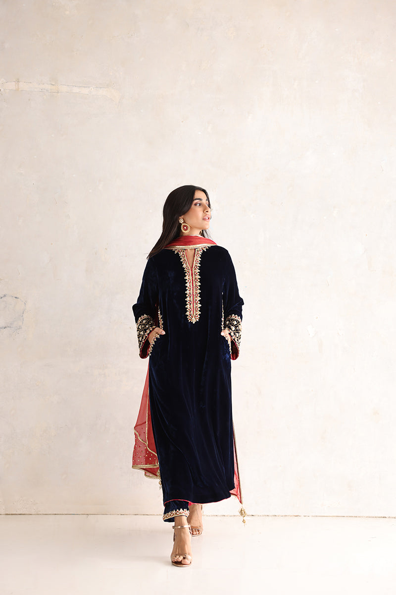 Sana Abbas | Velvet Formals | RAINA -  Sana Abbas Ladies Clothes - Original Designer Dress - House of Maryam