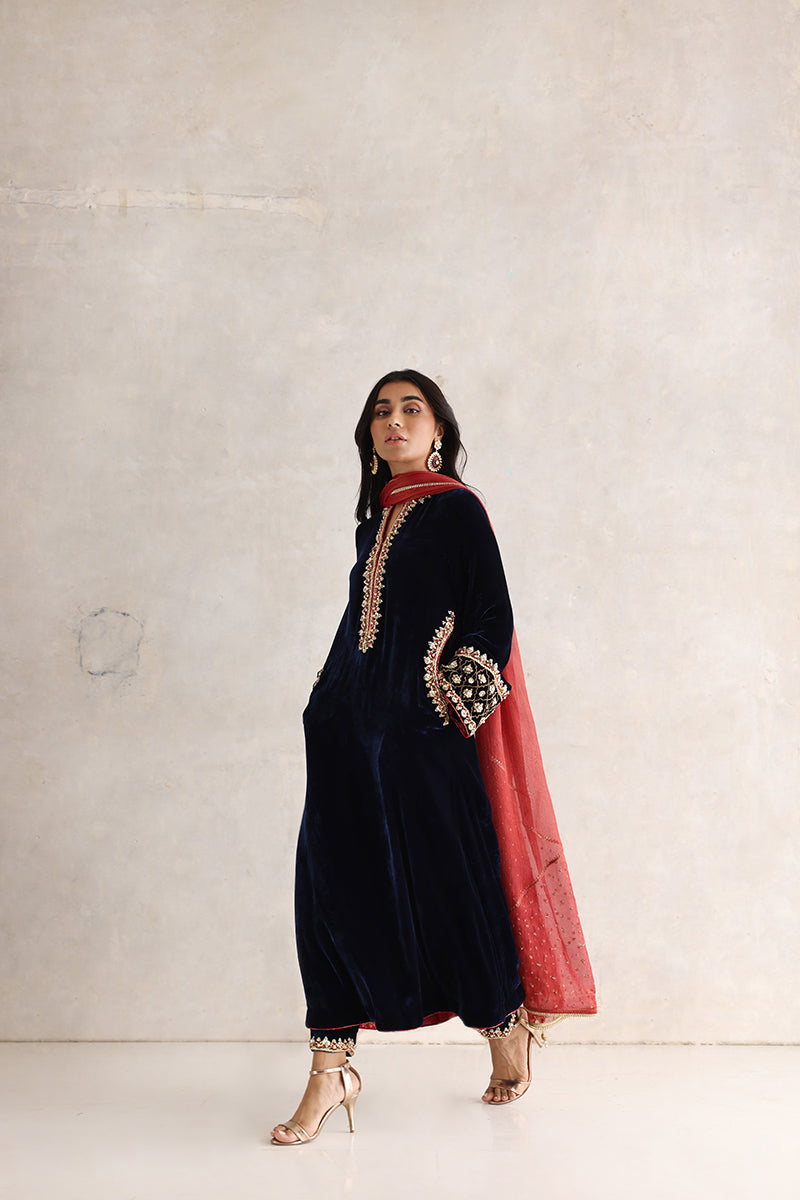 Sana Abbas | Velvet Formals | RAINA -  Sana Abbas Ladies Clothes - Original Designer Dress - House of Maryam