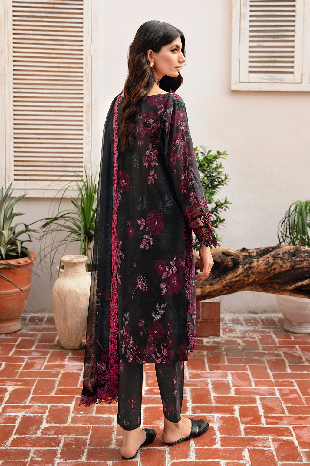 Ramsha | Rangrez Lawn Collection | N-401 -  Ramsha Casuals - Original Designer Dress - House of Maryam