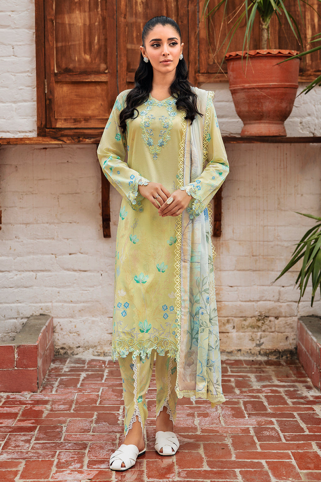 Ramsha | Rangrez Lawn Collection | N-407 -  Ramsha Casuals - Original Designer Dress - House of Maryam