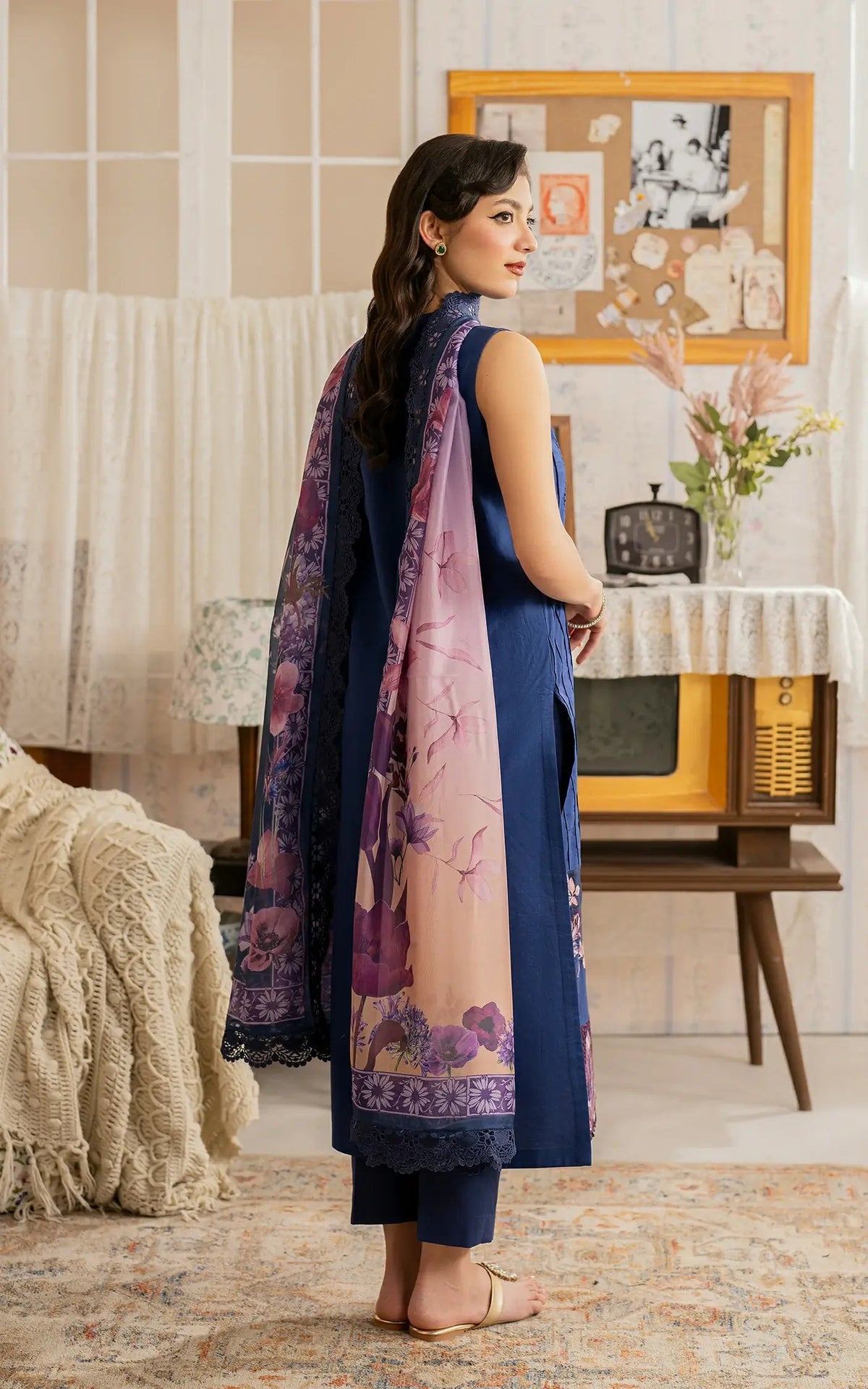 Asifa and Nabeel | Meraki Vintage 25 | Resham (MVL25-18) -  Asifa and Nabeel Ladies Clothes - Original Designer Dress - House of Maryam