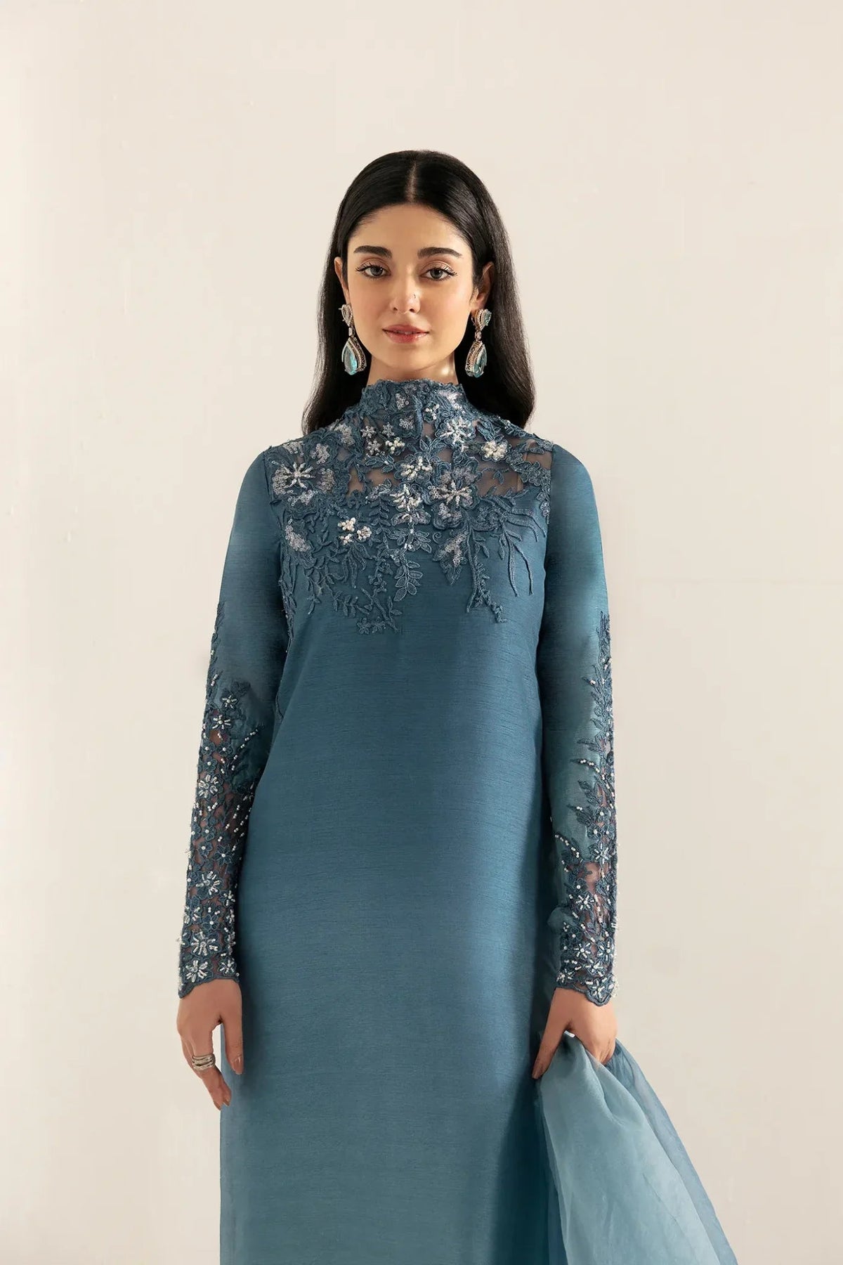 Musferah Saad | Viva La Vida | Aqua Romance, image 4