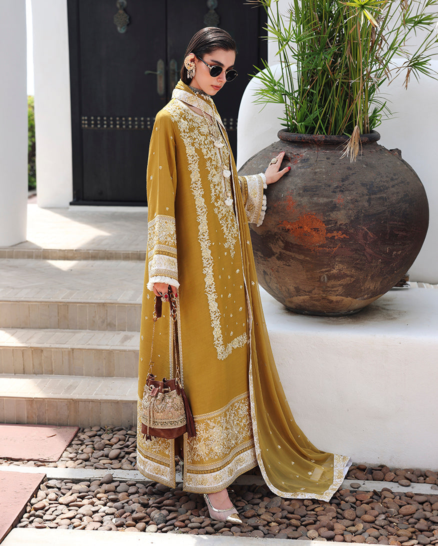 Mushq | Nuvera Rawsilk | Rosalie Crown, image 2