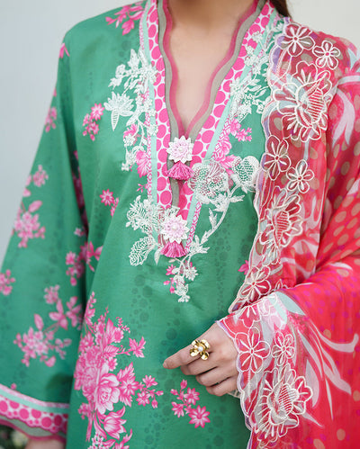 Roheenaz | Whispered Florals | Rose Mist