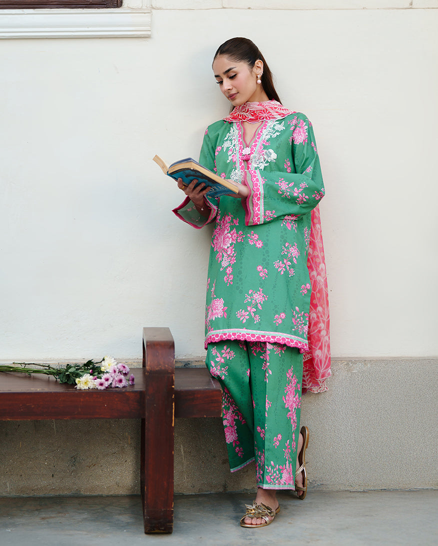 Roheenaz | Whispered Florals | Rose Mist-5