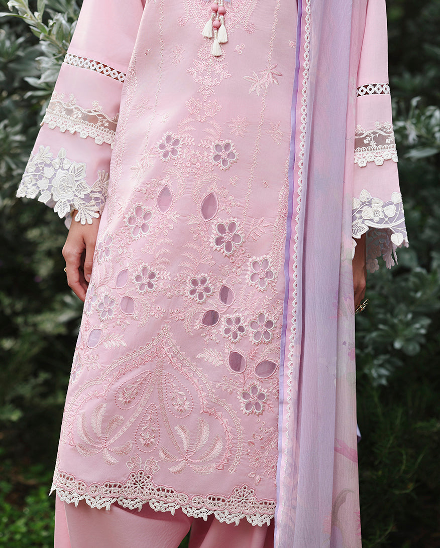 Mushq | The Secret Garden Lawn |Rosewood Secret, image 4