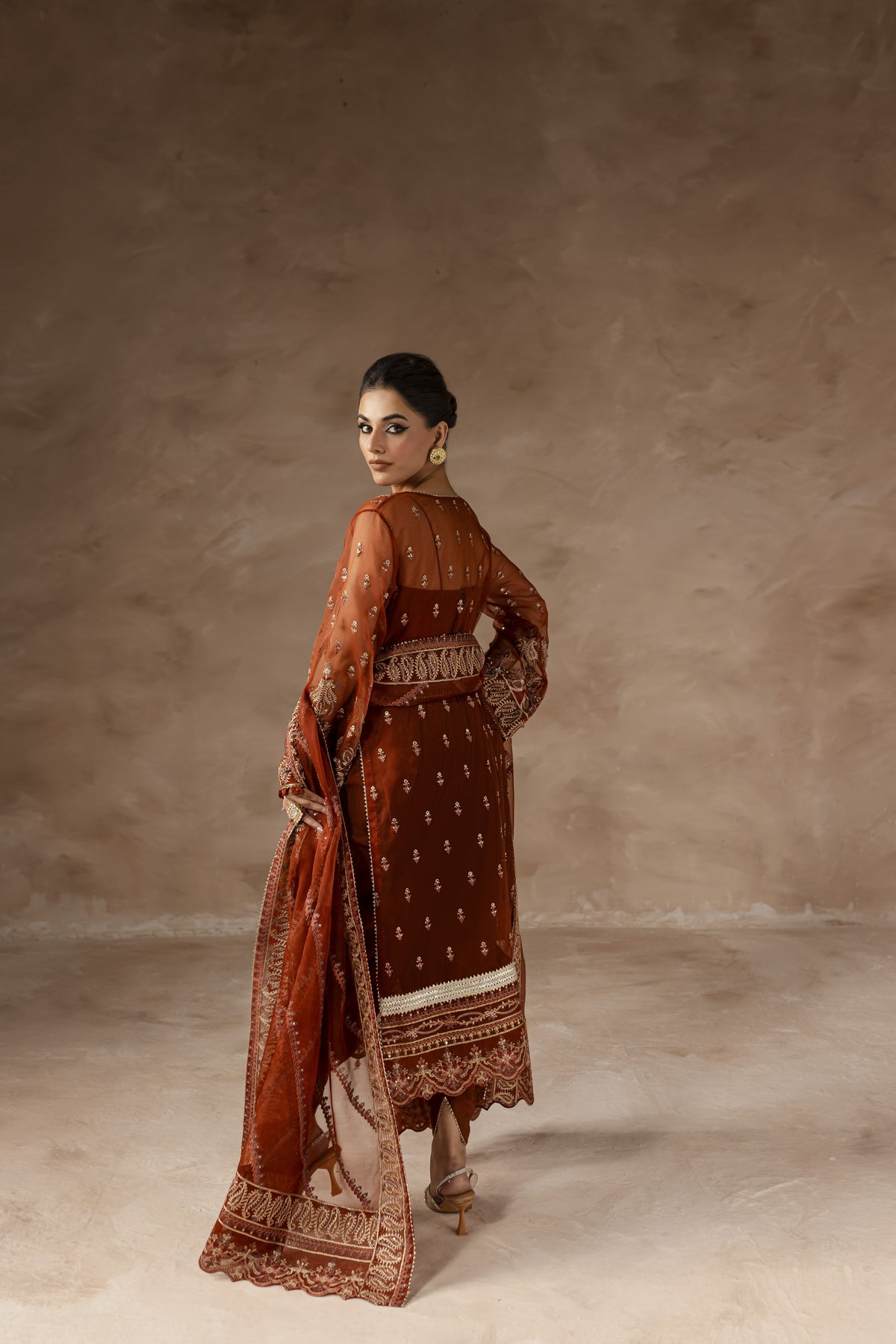 Imran Ramzan | Eblour Wedding Formals | Rouge Envoûtant-2